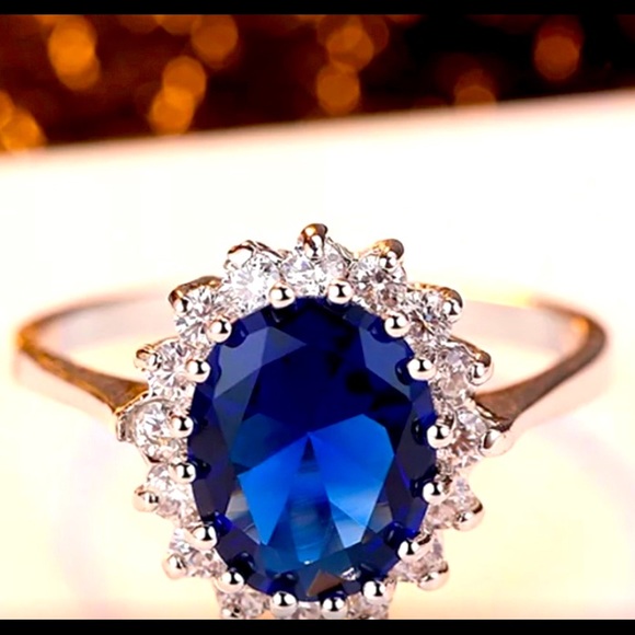 Jewelry - KATE MIDDLETON ENGAGEMENT LAB BLUE SAPPHIRE Replica 18K WHITE GOLD PRINCESS CUT